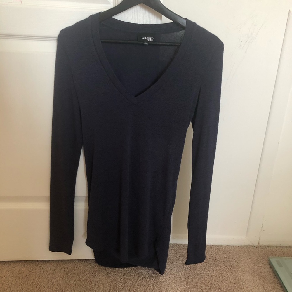 Aritzia Wilfred free top